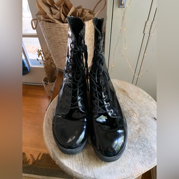 Lace Up Combat Boot - Picture 6 of 11